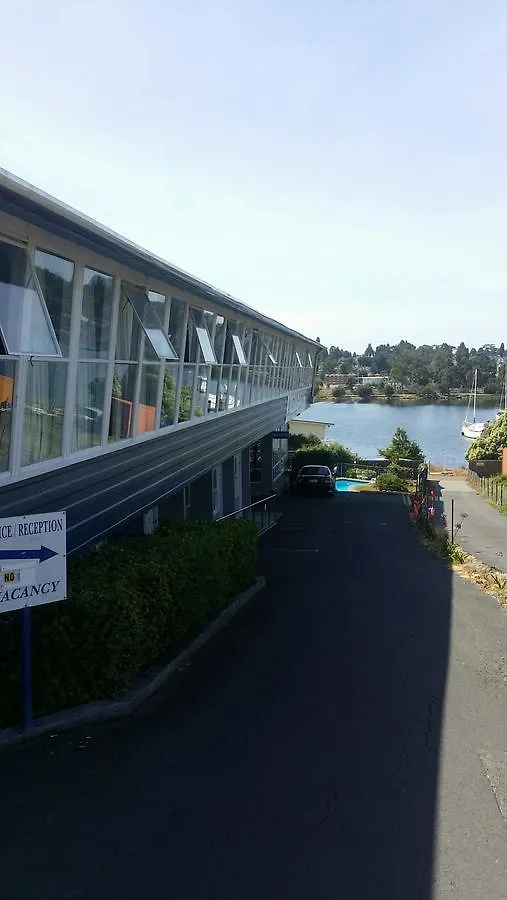 Waterfront Lodge Motel Hobart